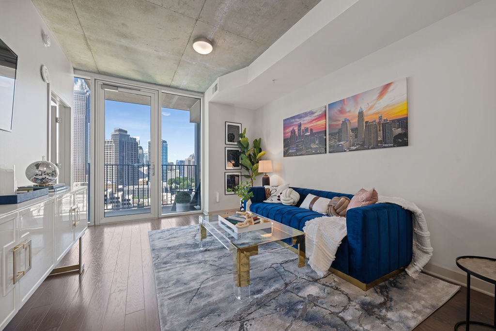 Skyhouse Uptown North Image 11