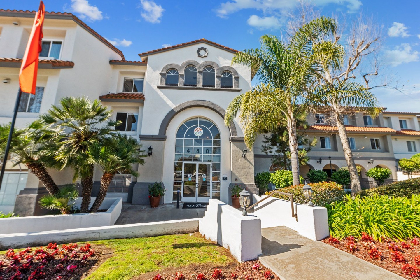55+ Active Adult Apartment Homes - Azure Point at Encinitas Image 3