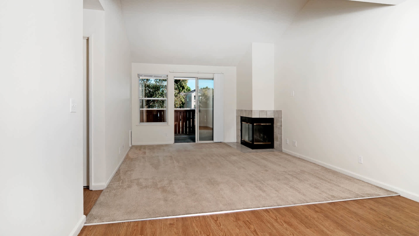 Riva Terra Apartments at Redwood Shores Image 28