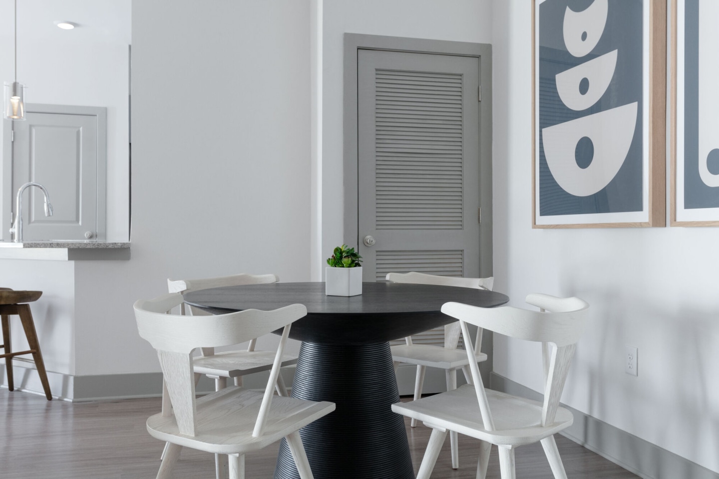 Alleia Luxury Apartments Image 2