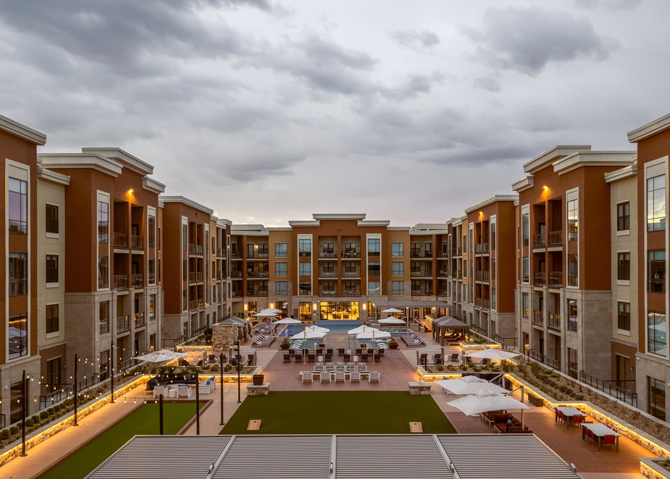 Residences at Galleria Image 21