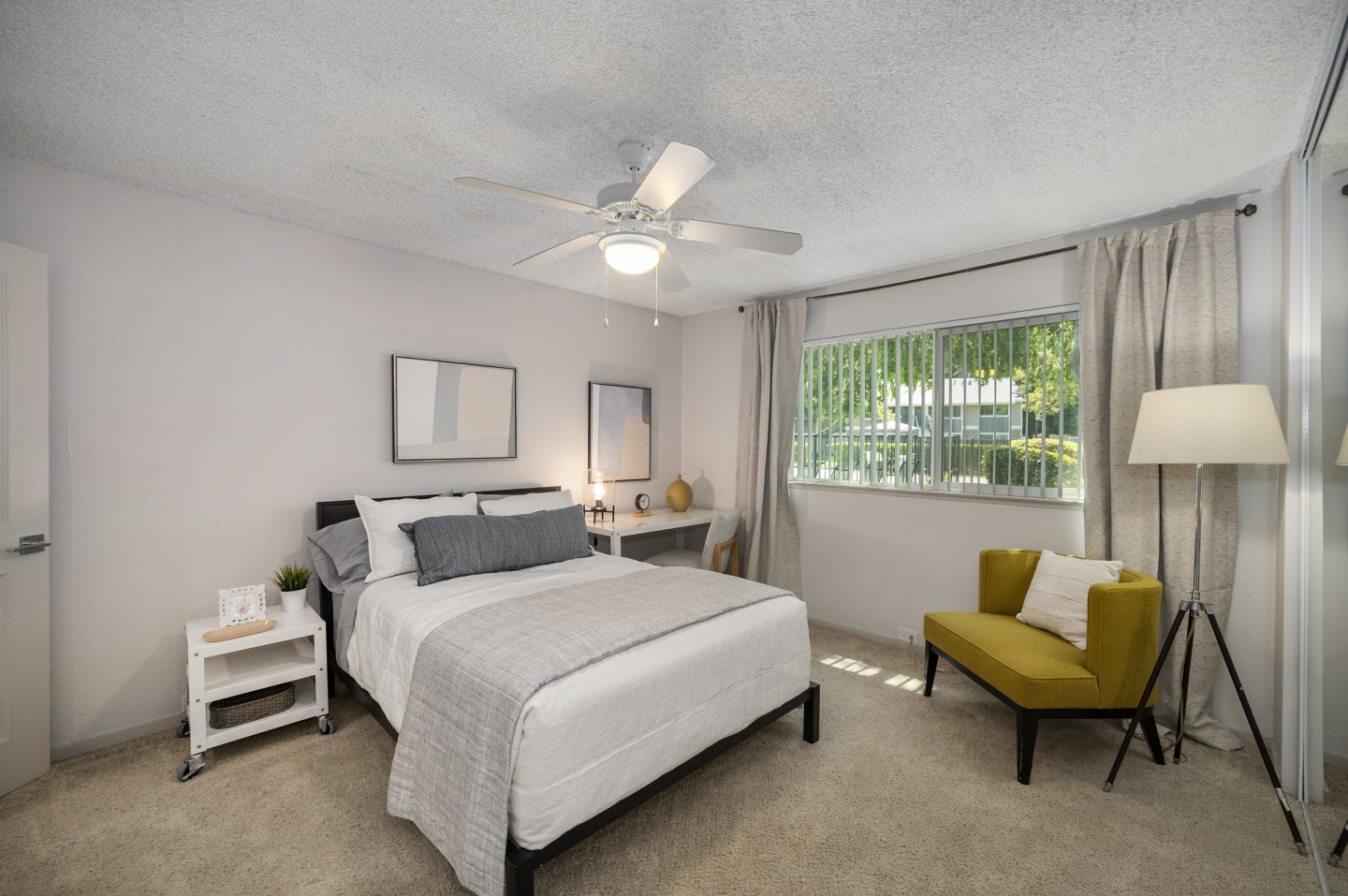 Pinecrest Apartments Image 7