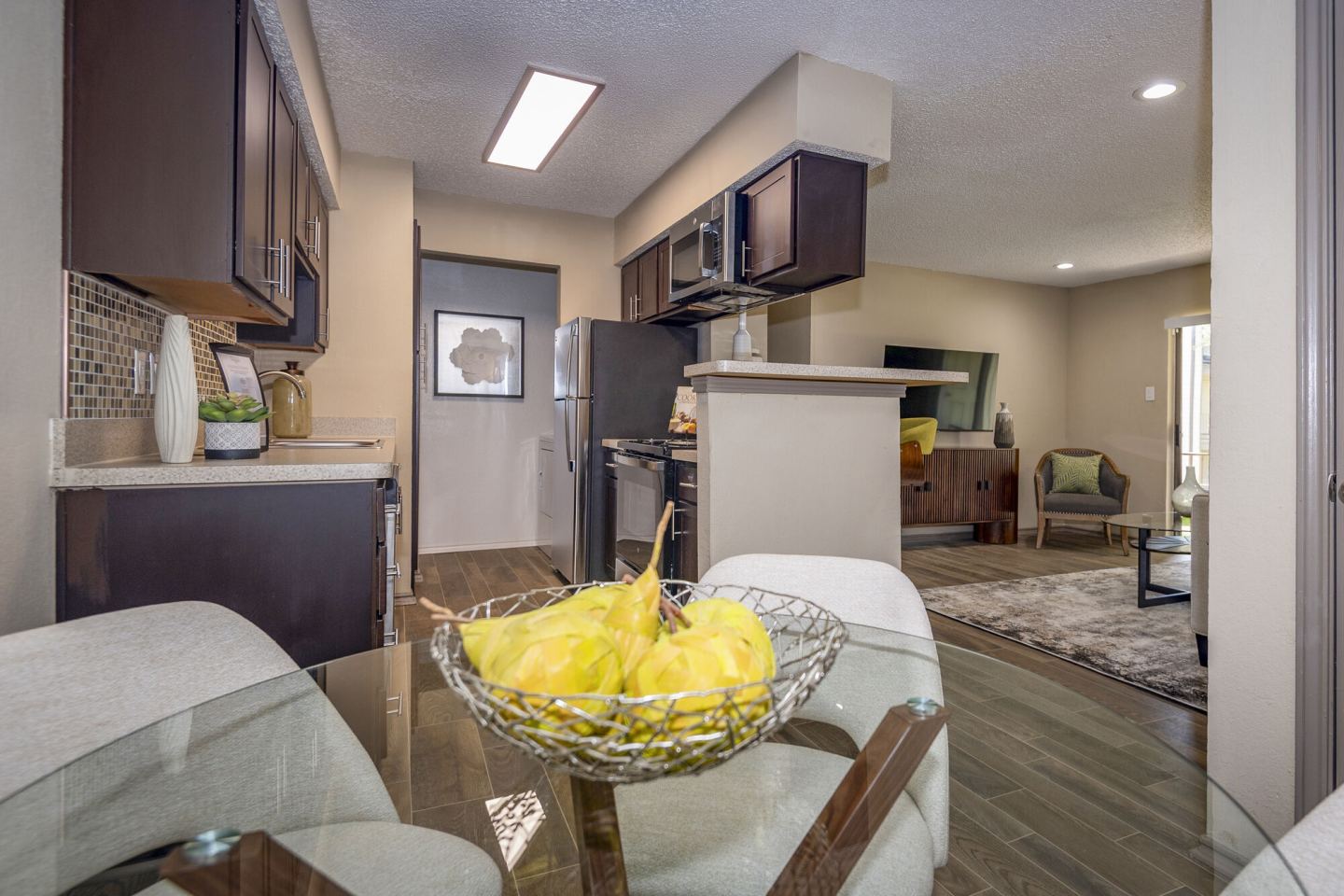 Park West Apartments Image 3