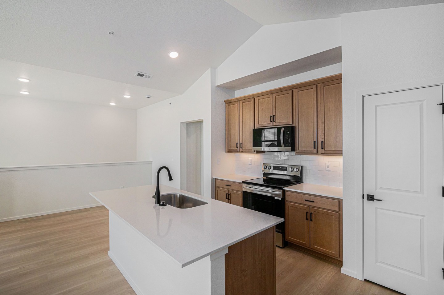 Bloom Rental Living Image 5