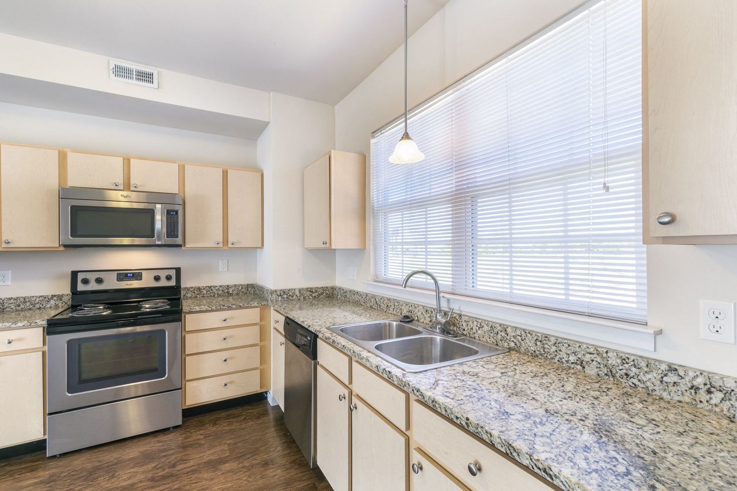 Tower Grove Townhomes Image 12