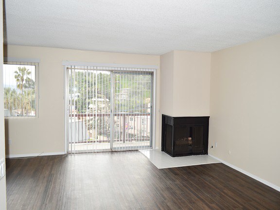 Los Feliz Summit Apartments Image 5