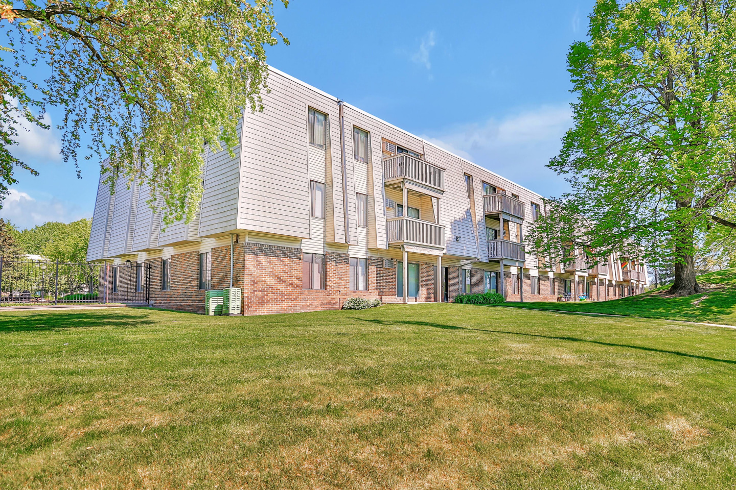 Eagle Pointe Image 24