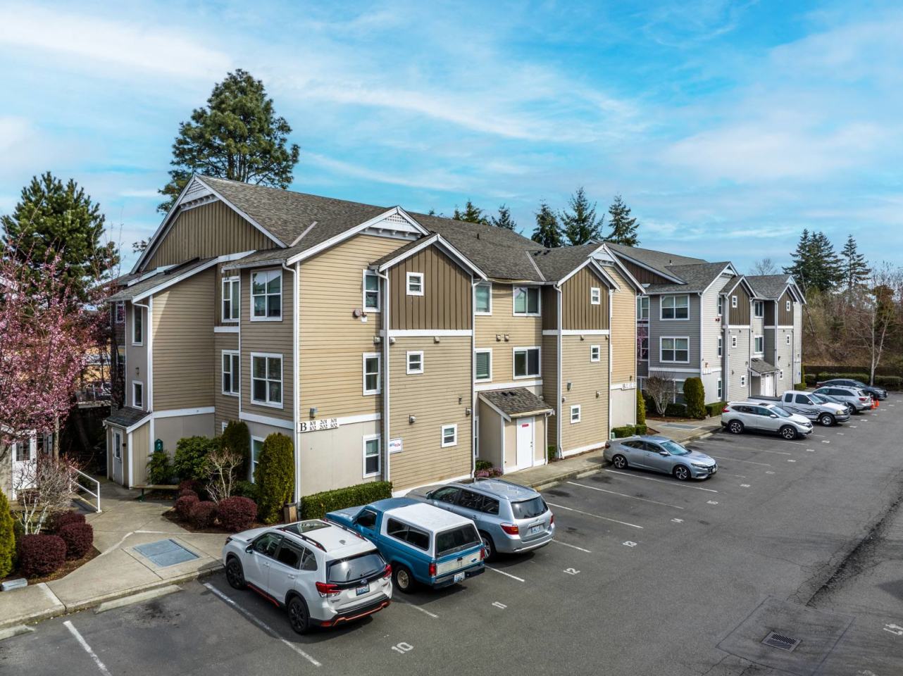 Shorewood Apartments Image 5