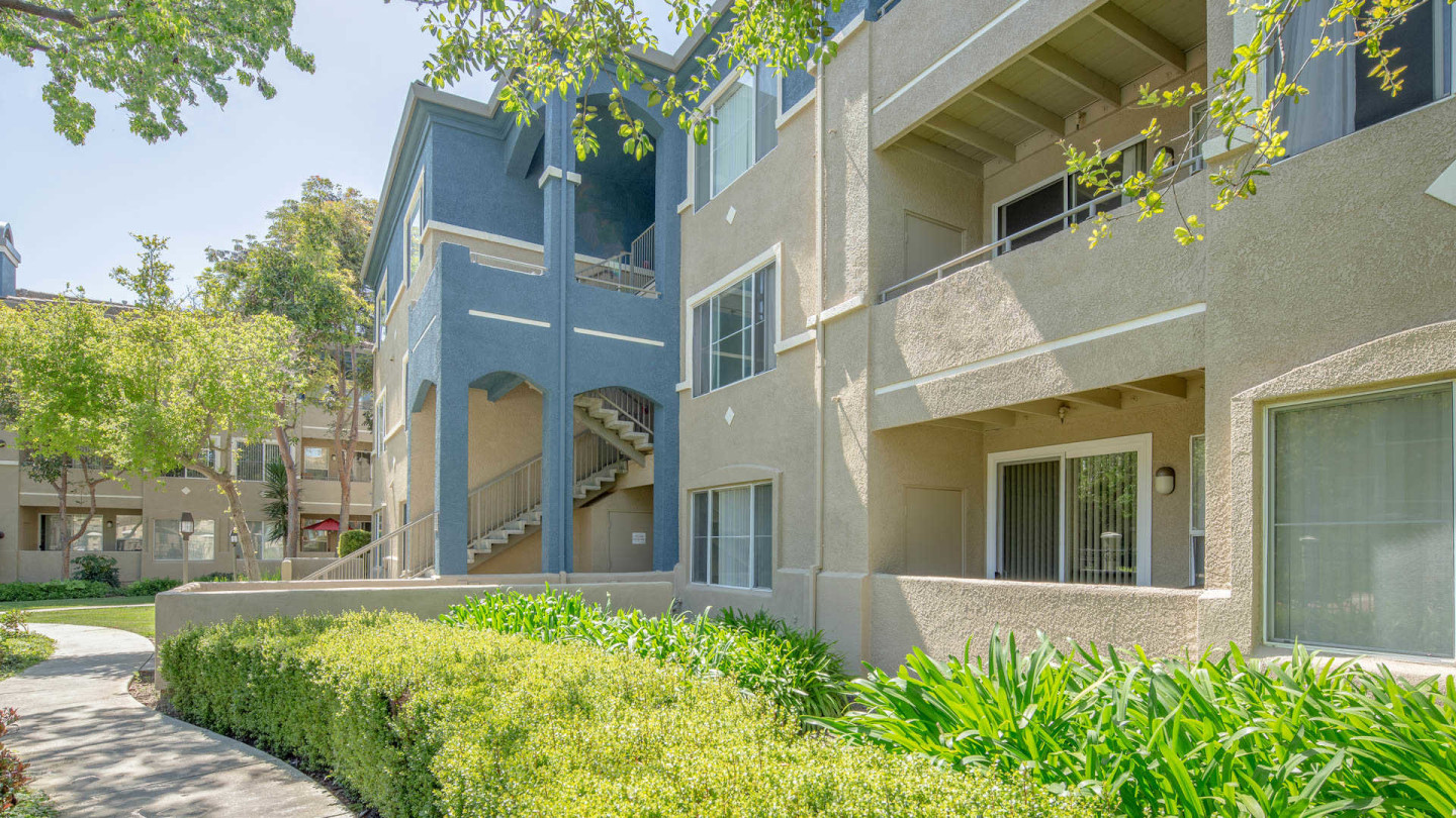 Alborada Apartments Image 2