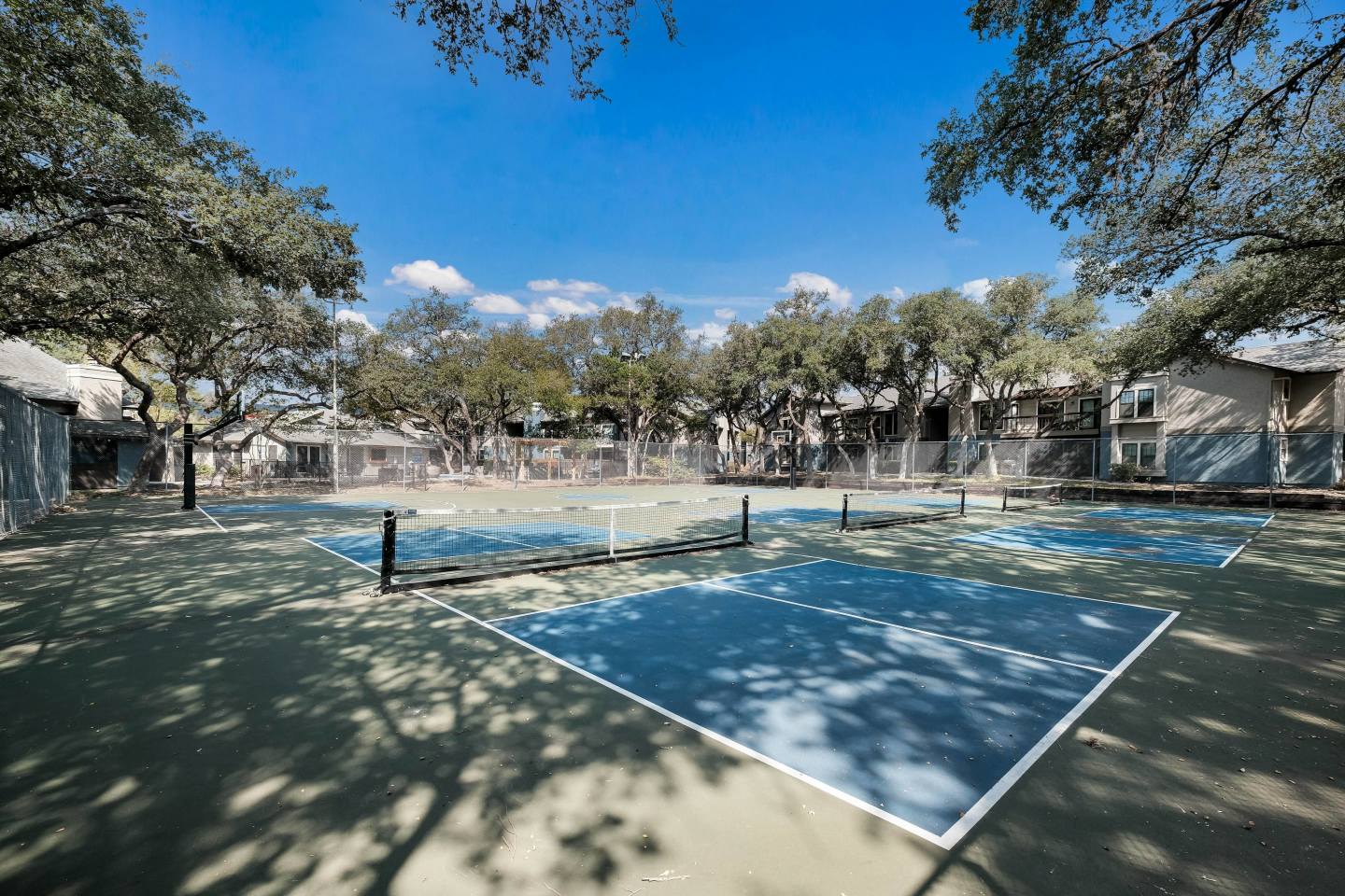 Seville Apartments Image 38