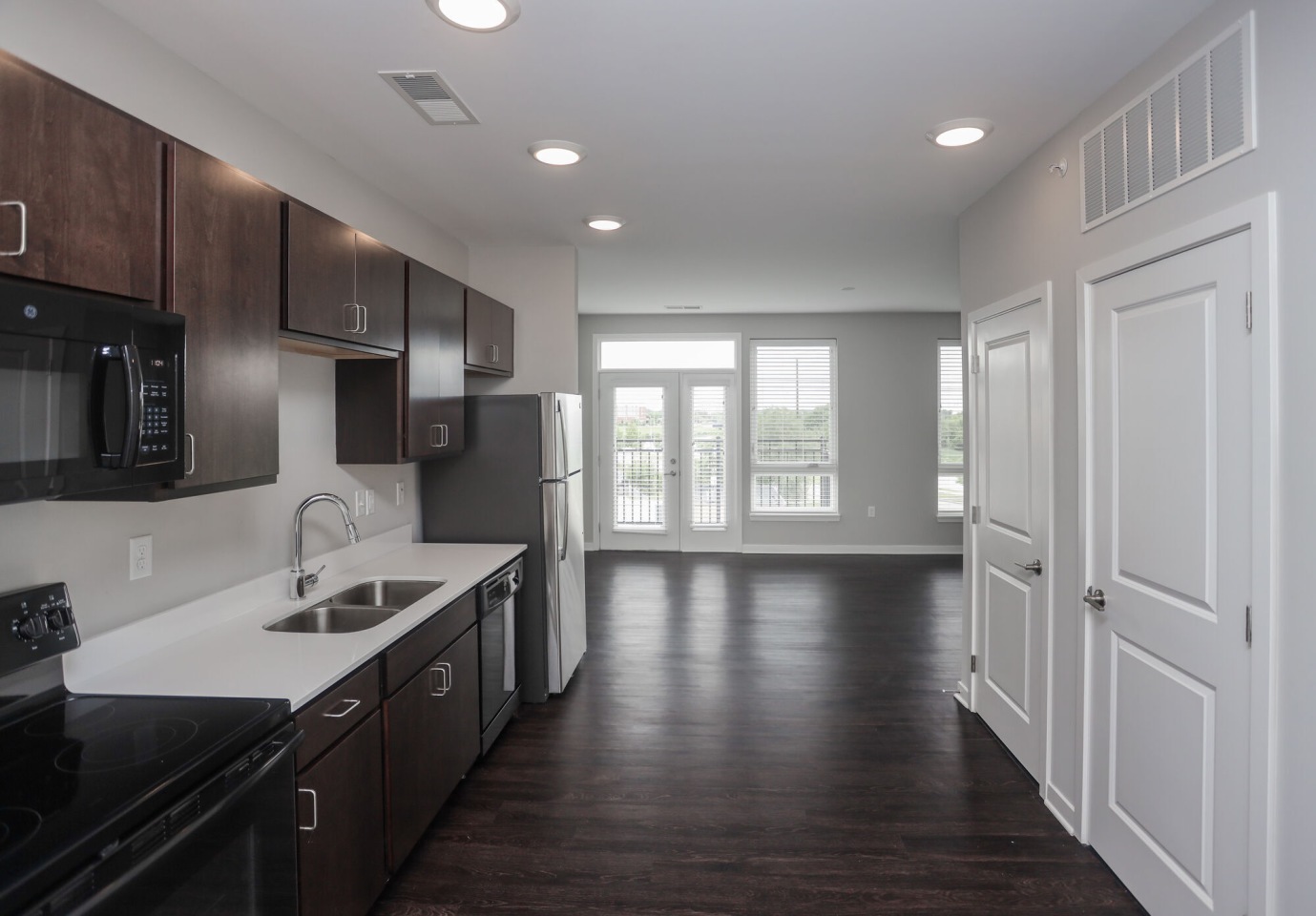 Riverview Image 21