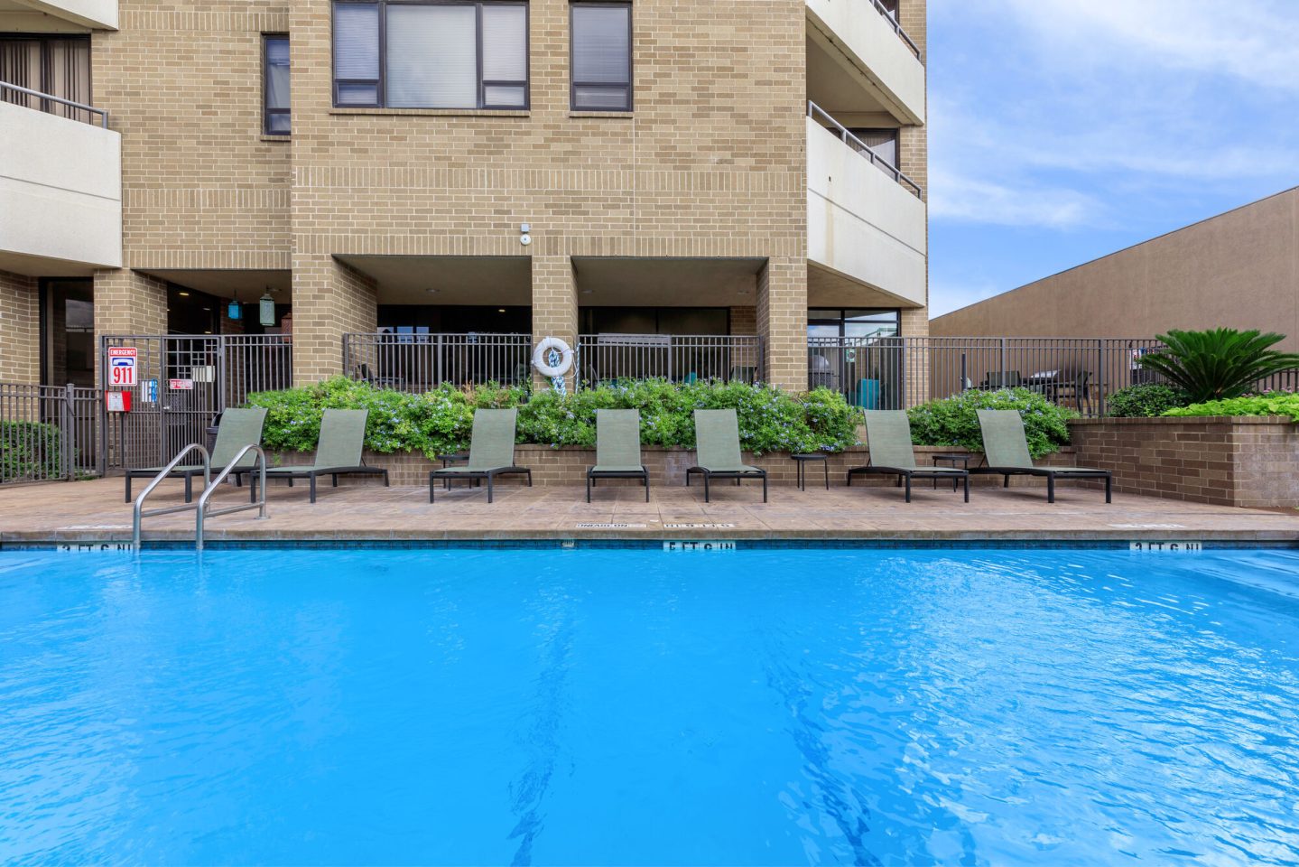 The Enclave at 1550 Image 4