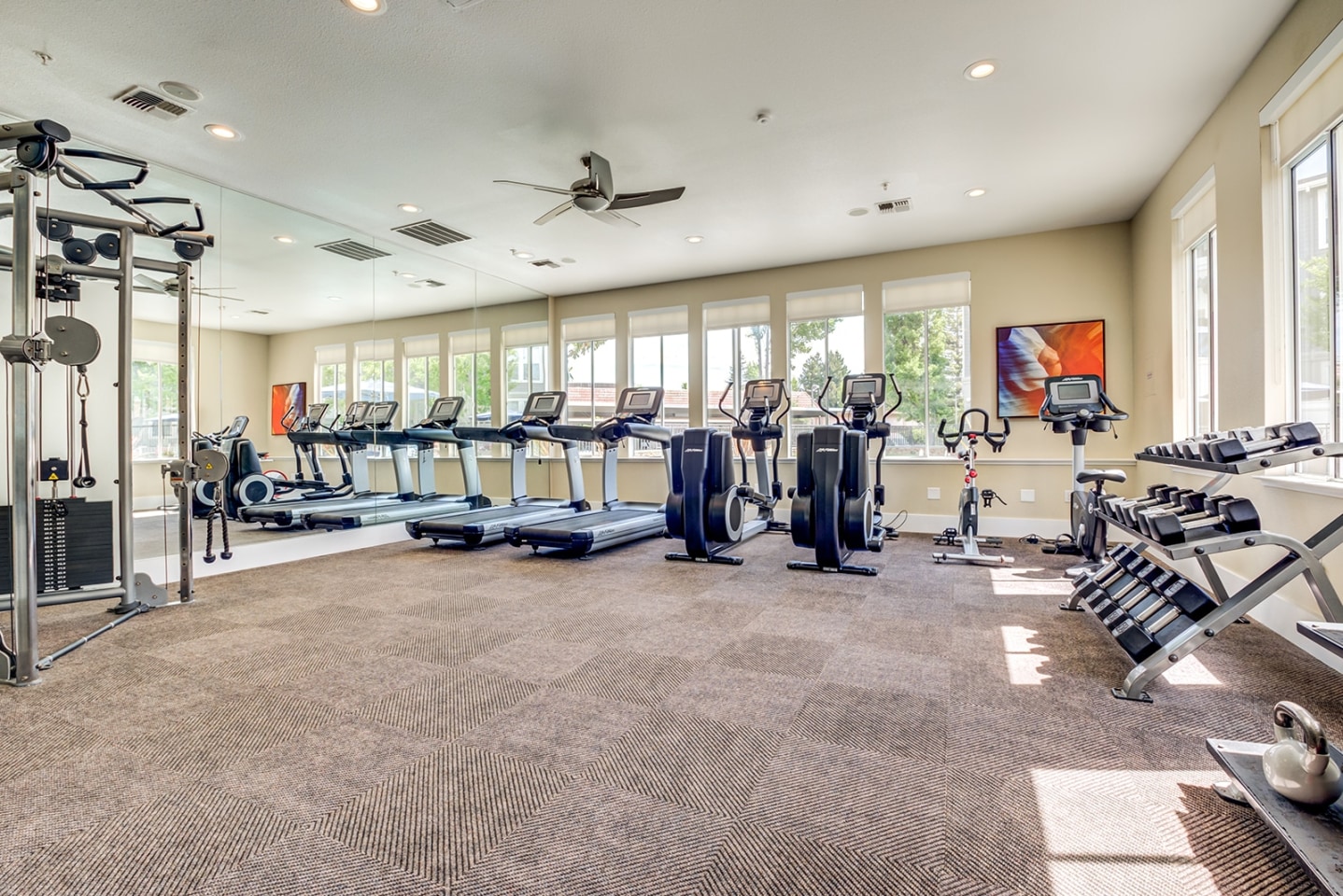 Montrachet Apartment Homes Image 32