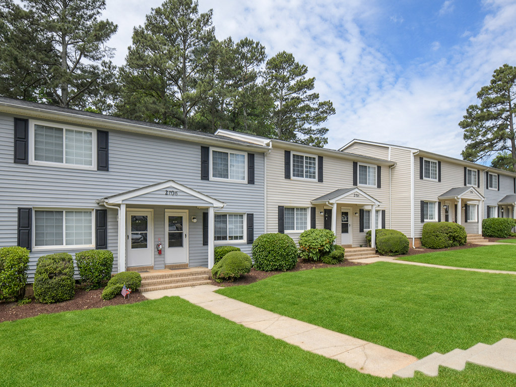 Tryon Village Image 1