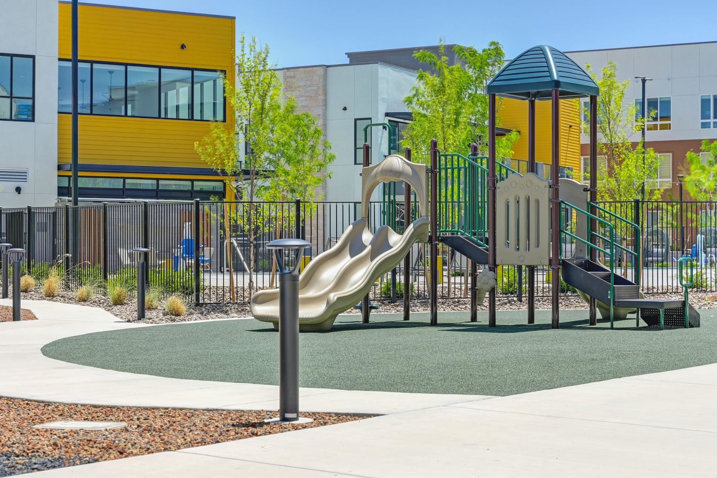 Halcyon Apartments Image 63