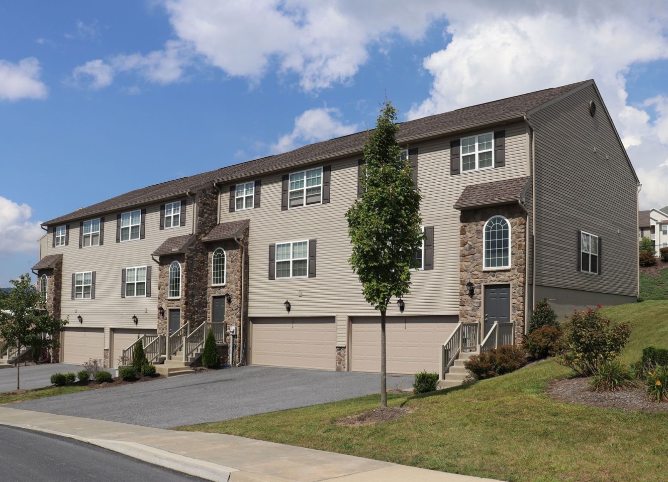 Crooked Hill Image 12