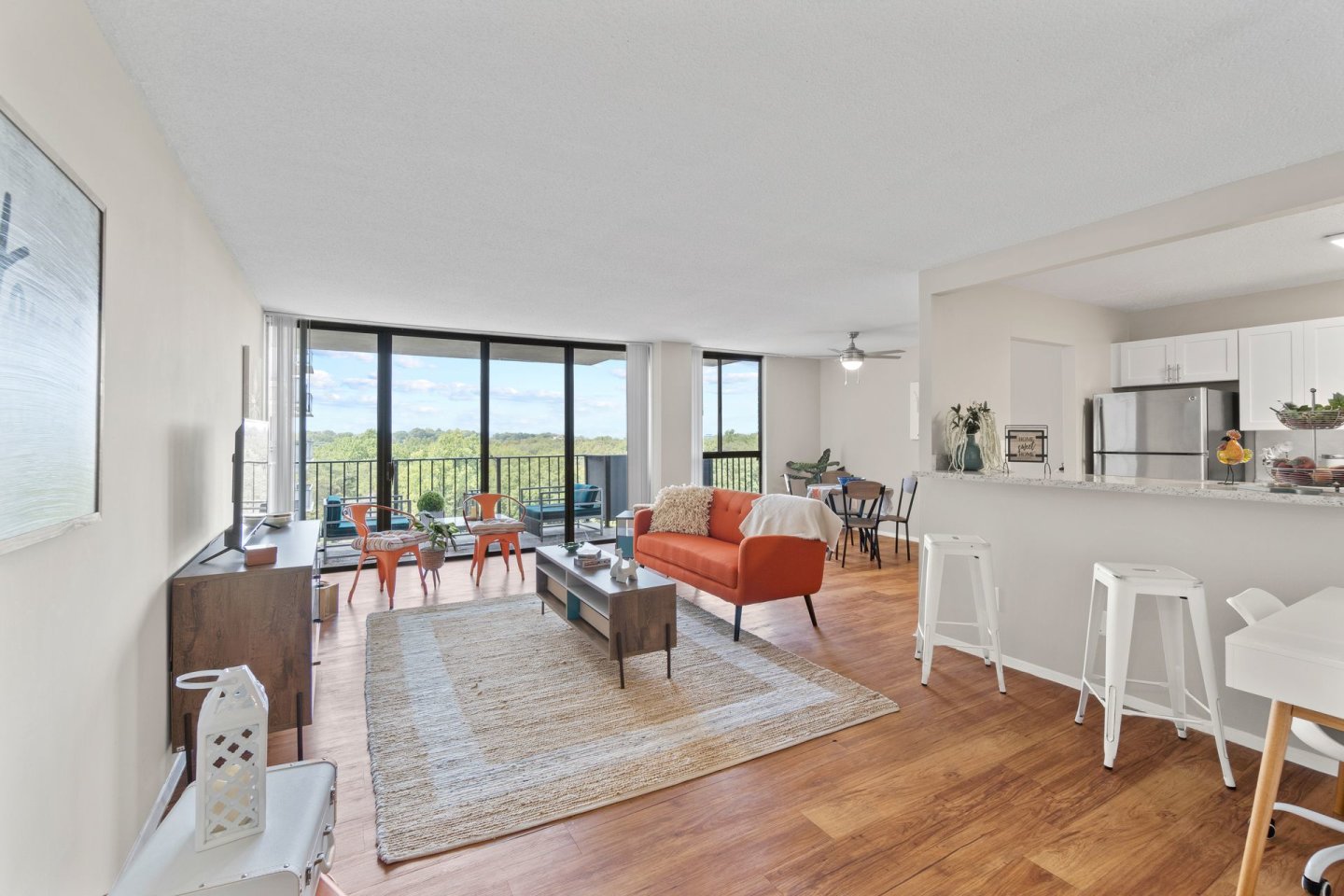 Westchester Tower Rental Apartments Image 15
