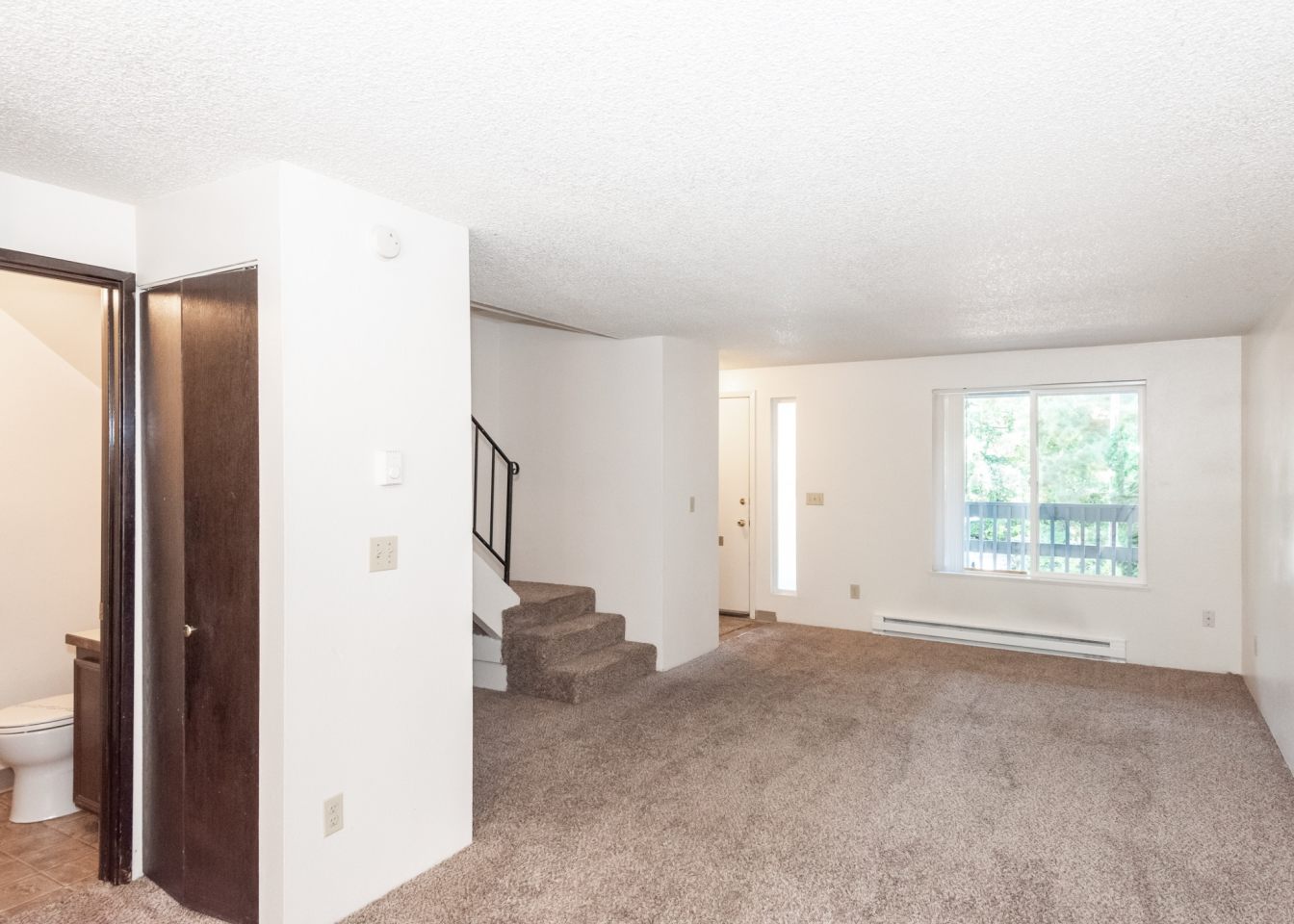 Hallmark Apartments Image 21