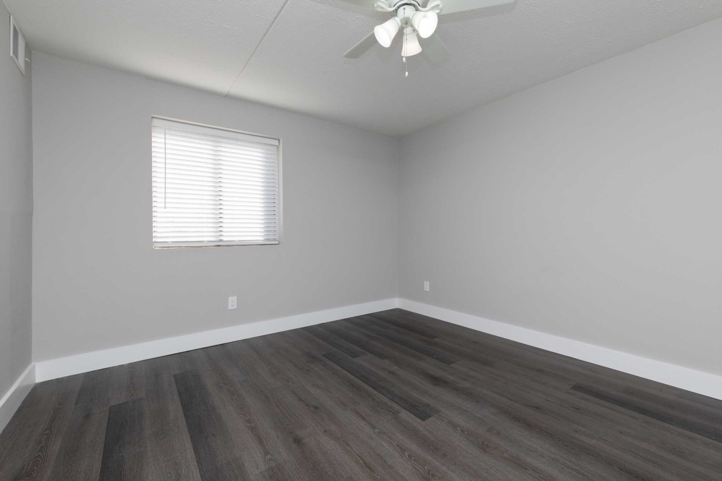 Parker Avenue Apartments Image 5