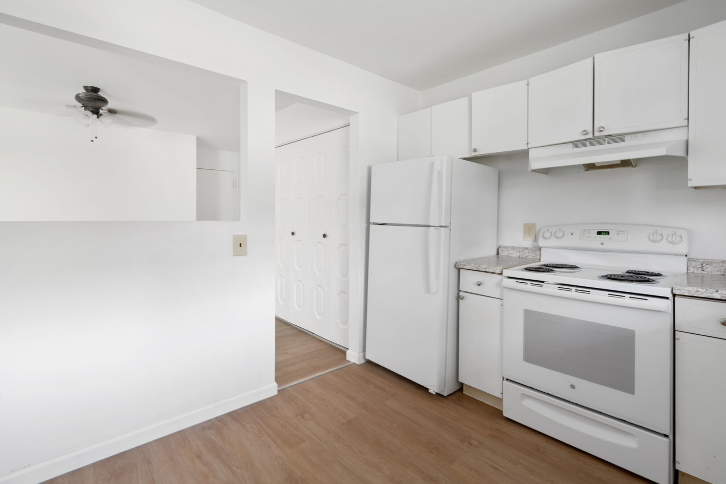 Brook Bridge Apartments Image 15