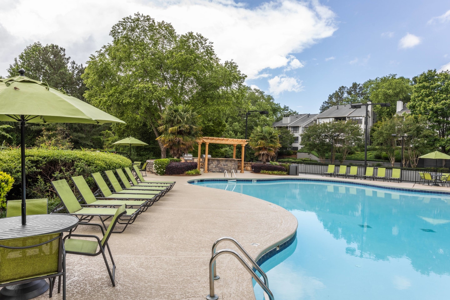 The Pointe at Canyon Ridge Apartments Image 13