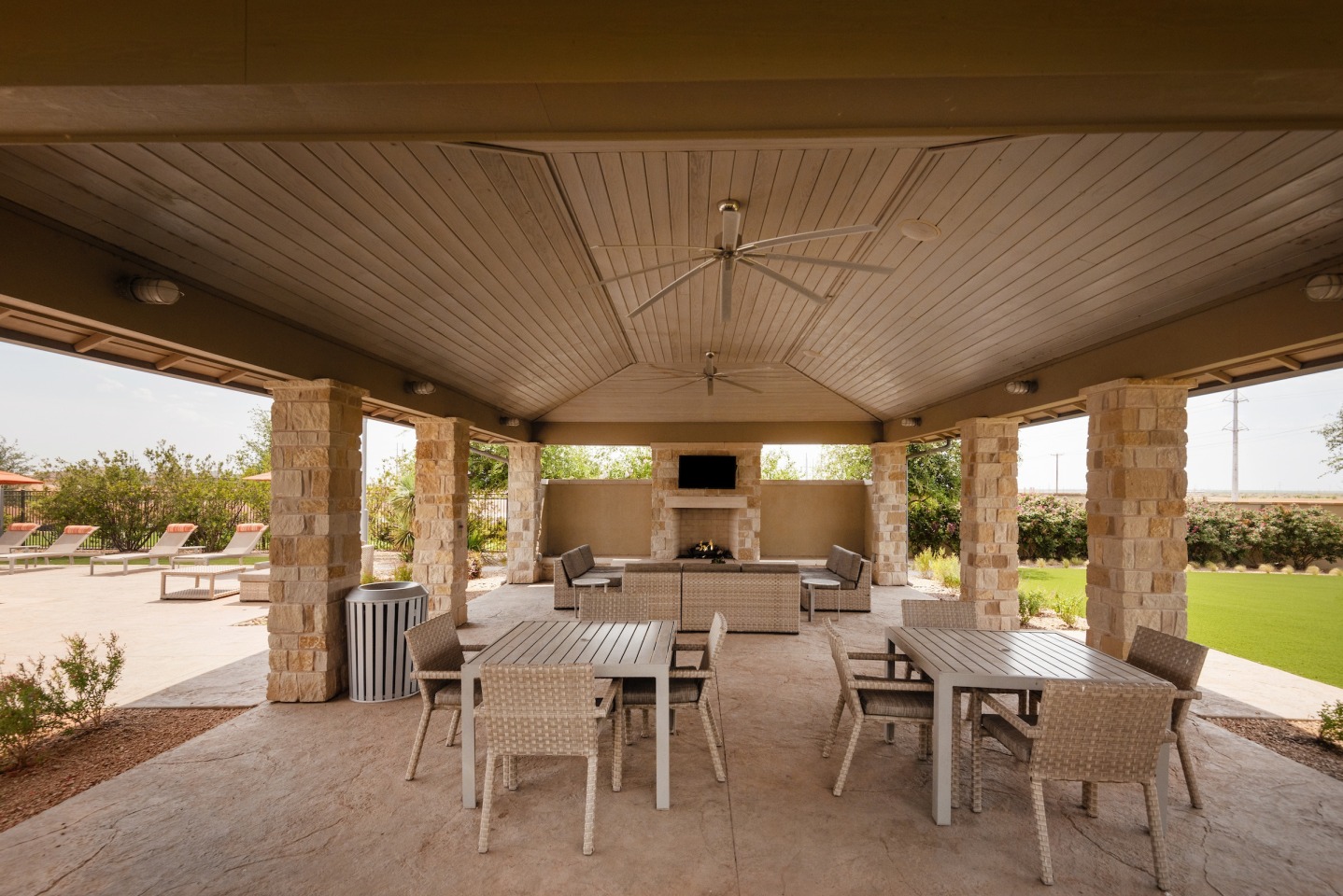 Sandstone Ridge Image 22