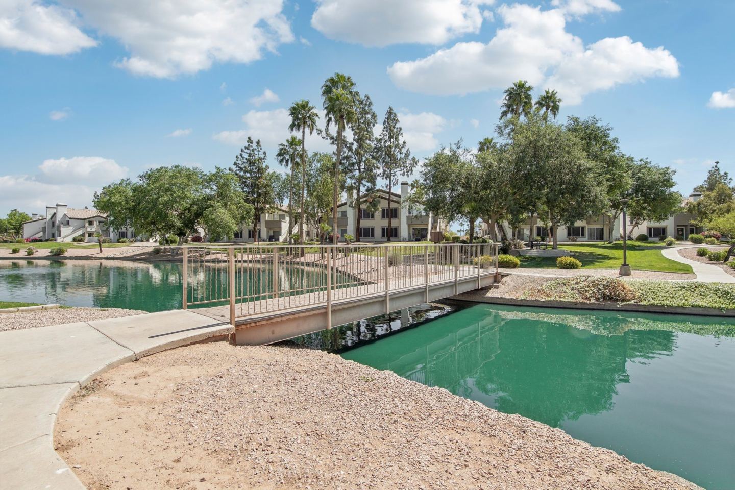 Lakeview at Superstition Springs Image 32