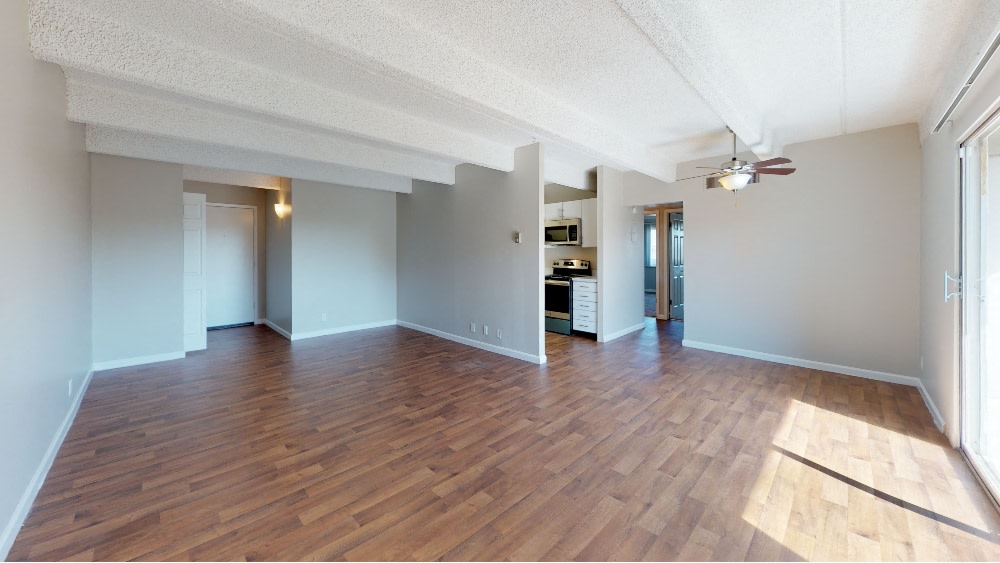 878 S Dexter Image 35
