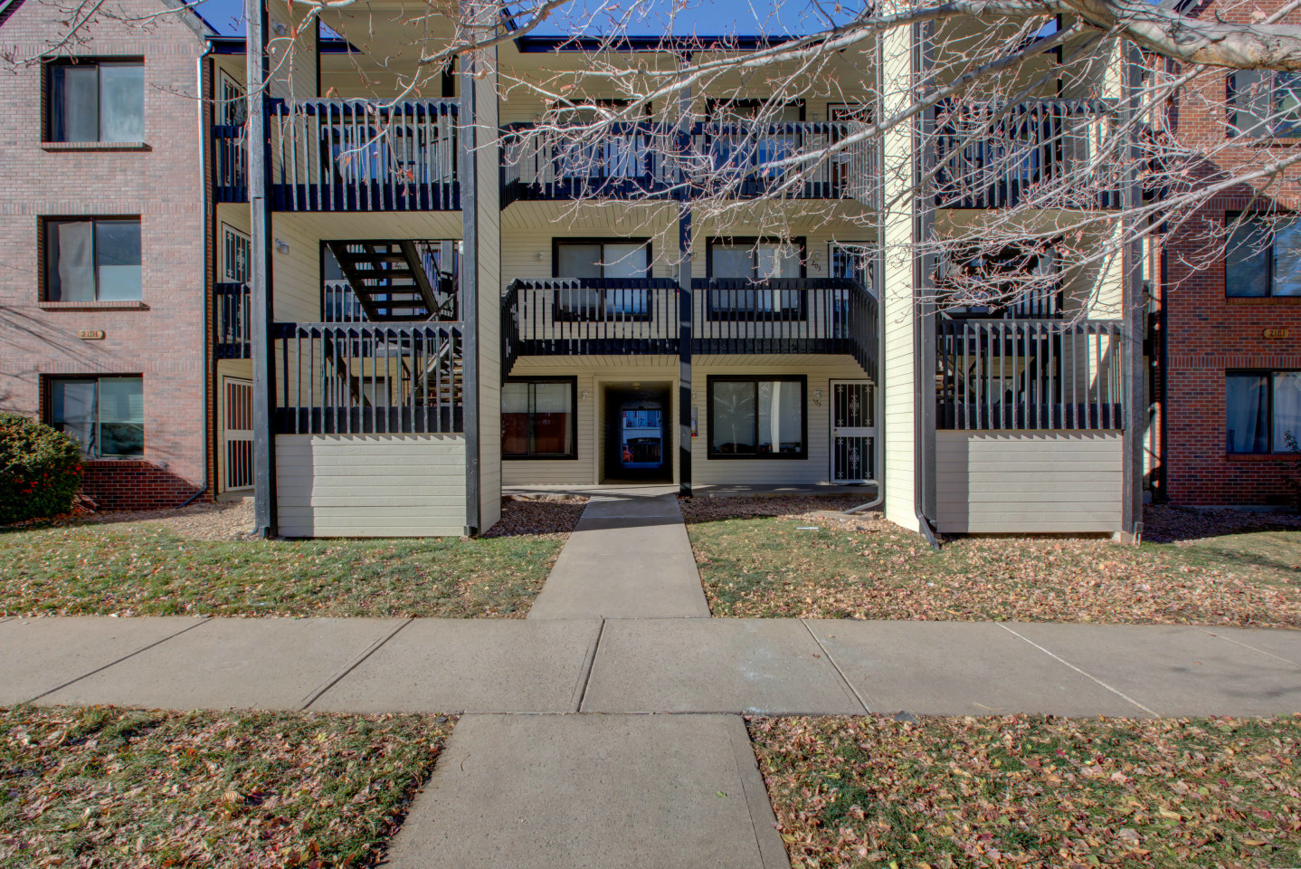 2101 Franklin Image 19