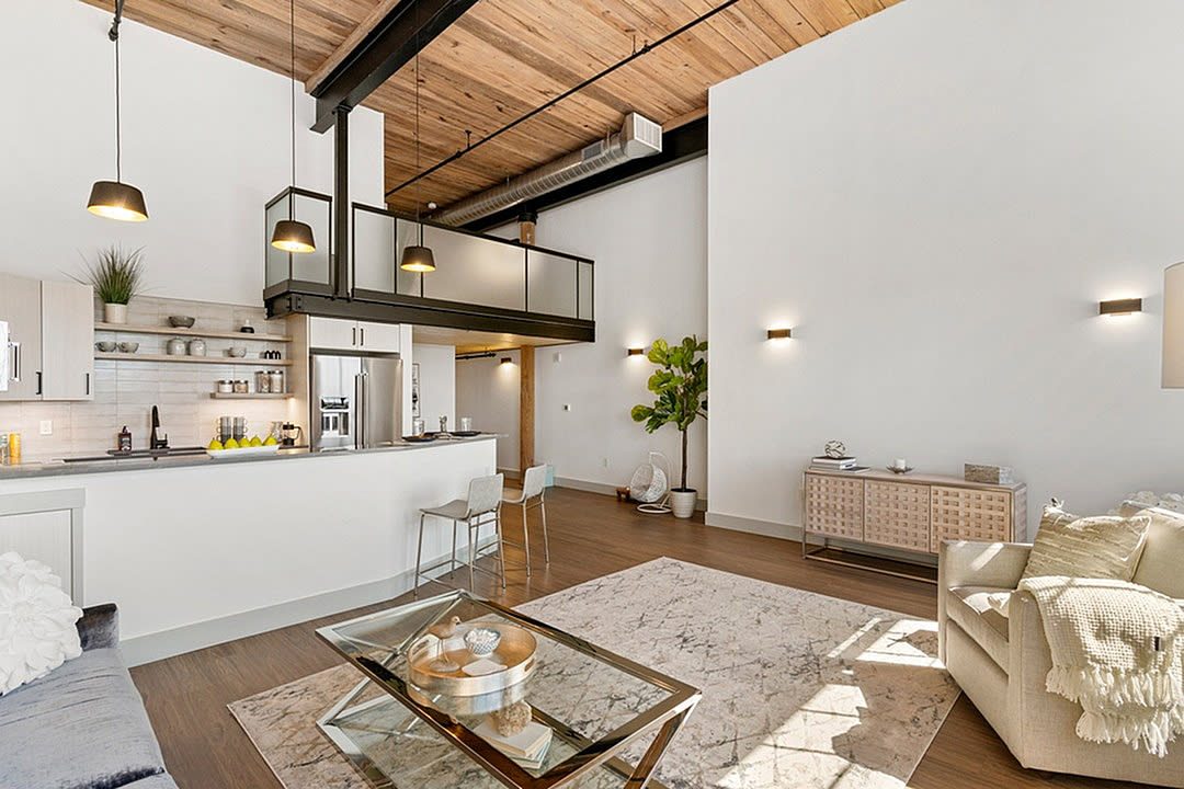 Riverwalk Lofts Image 34