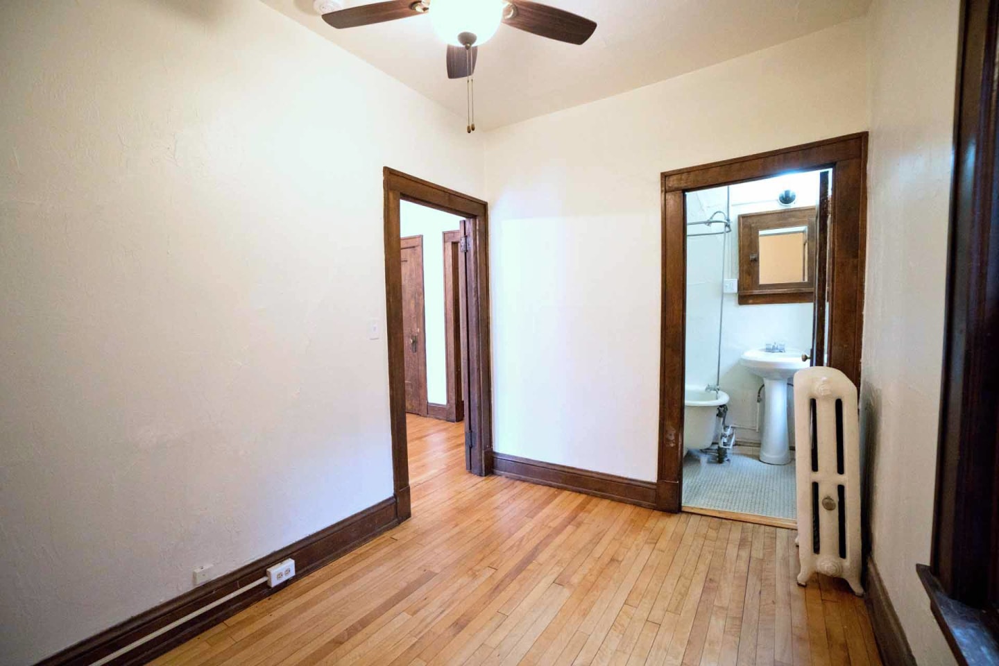 225 Place Apartments Image 37