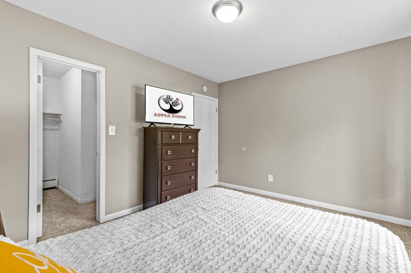 Apple Ridge Image 18