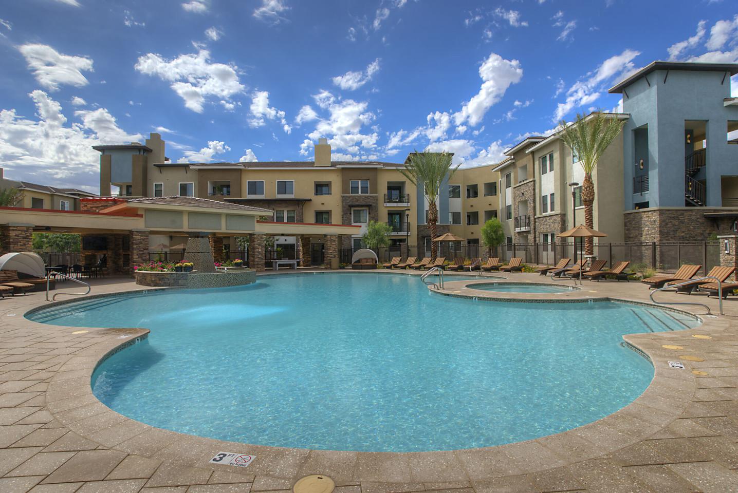 Vistara at SanTan Village Image 18