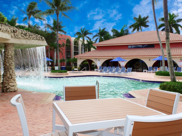 Aventura Harbor Apartments Image 10