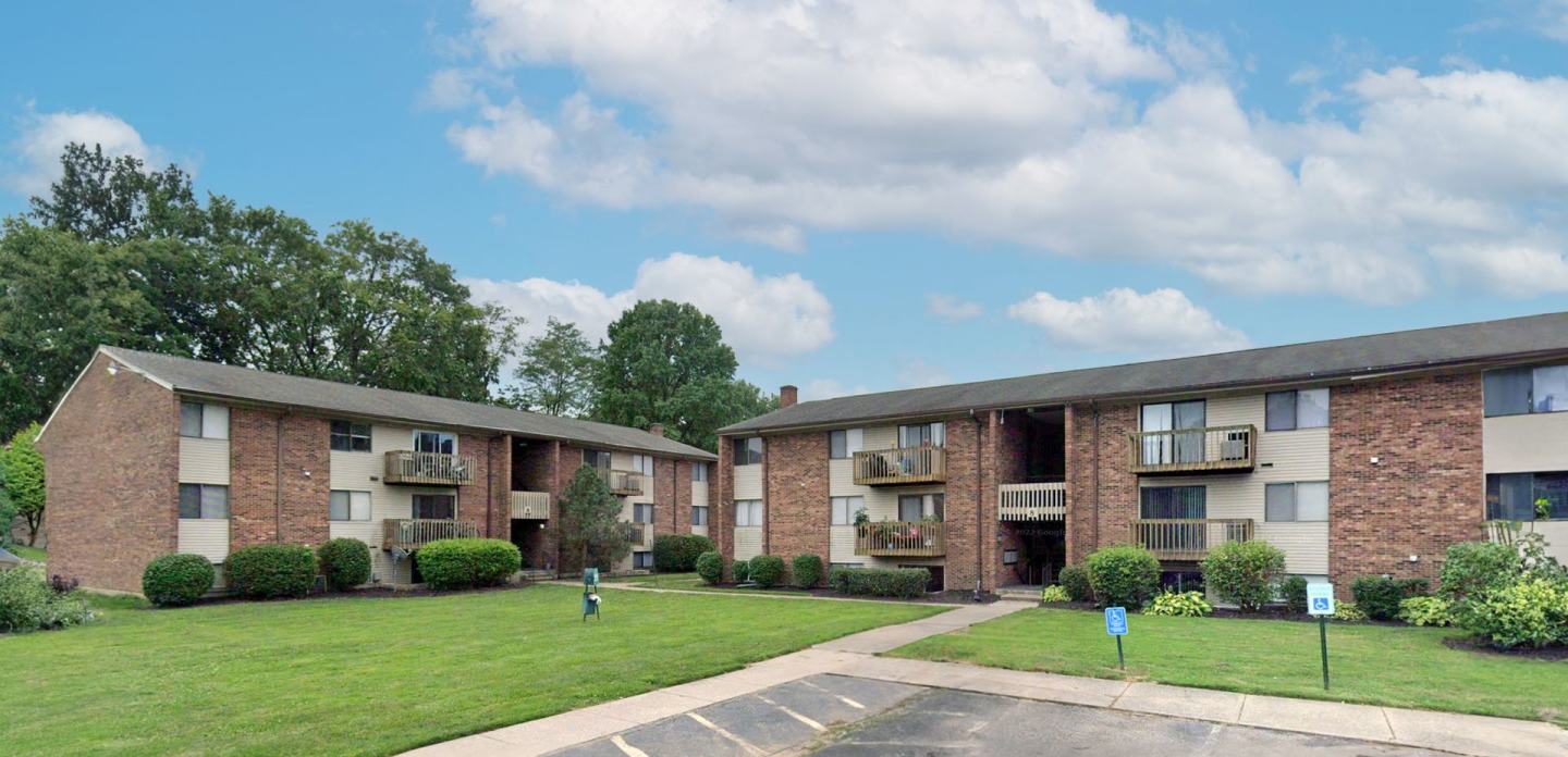 Oakmont Flats Image 2