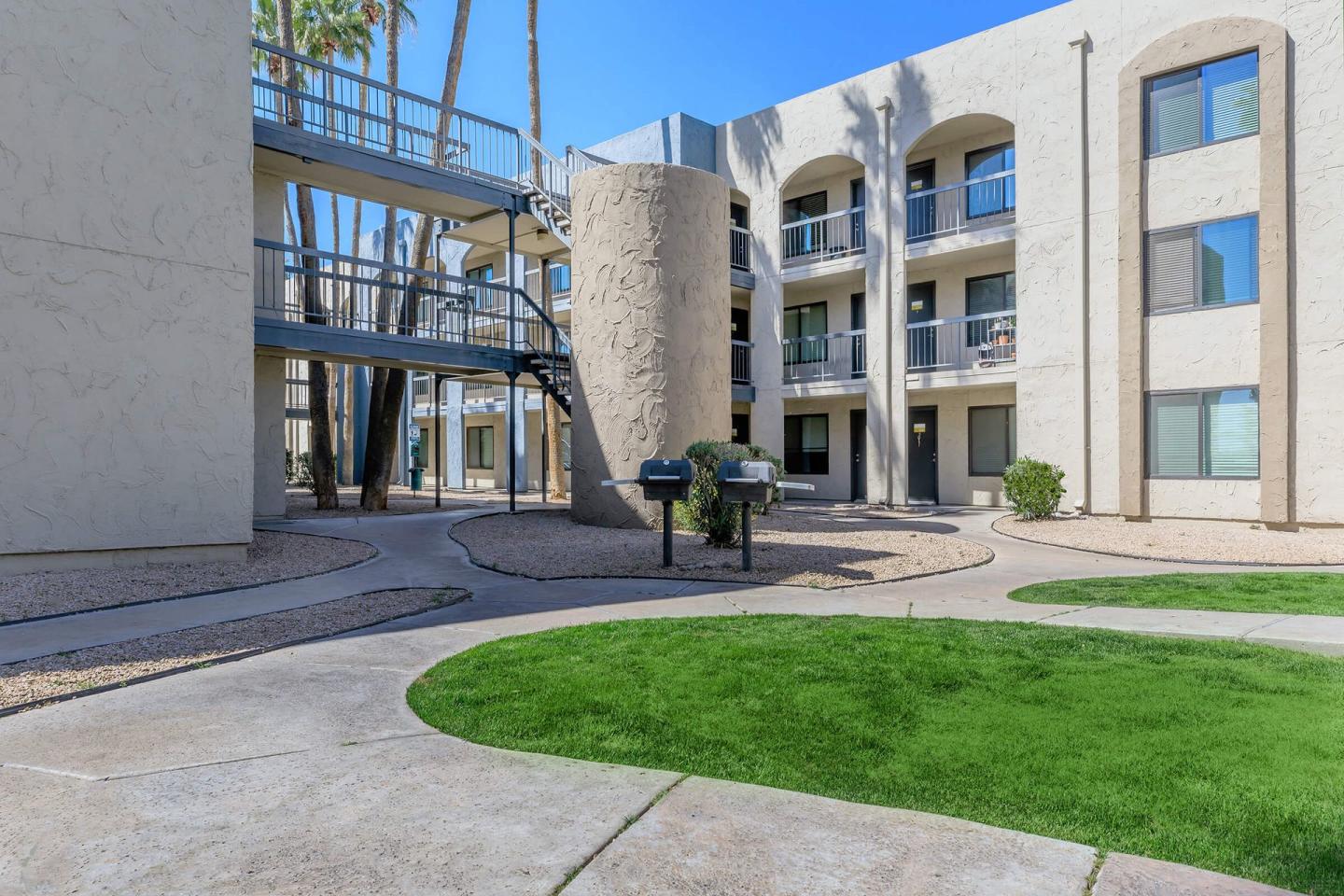 4127 Arcadia Image 27