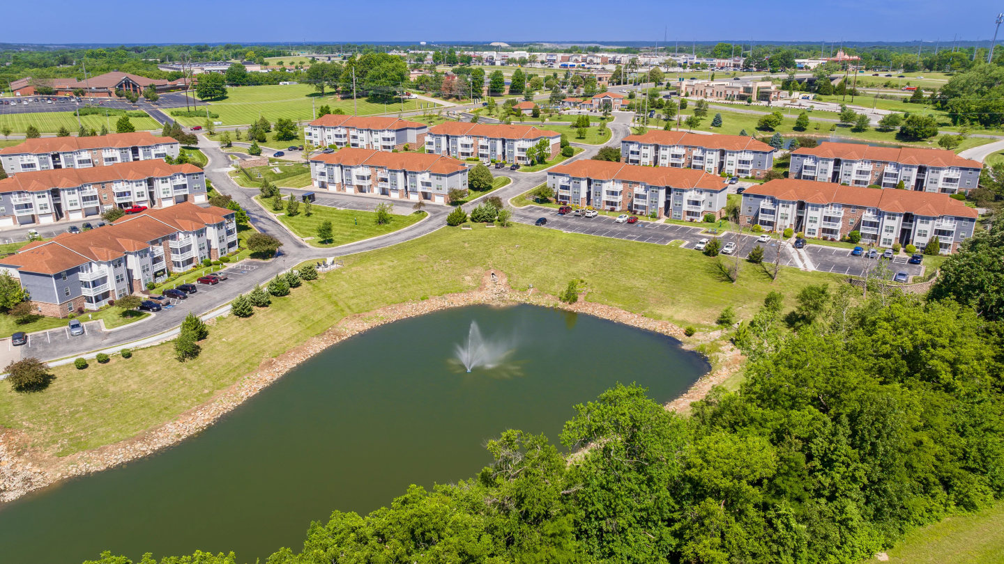 Lenox West Luxury Apartments Image 2