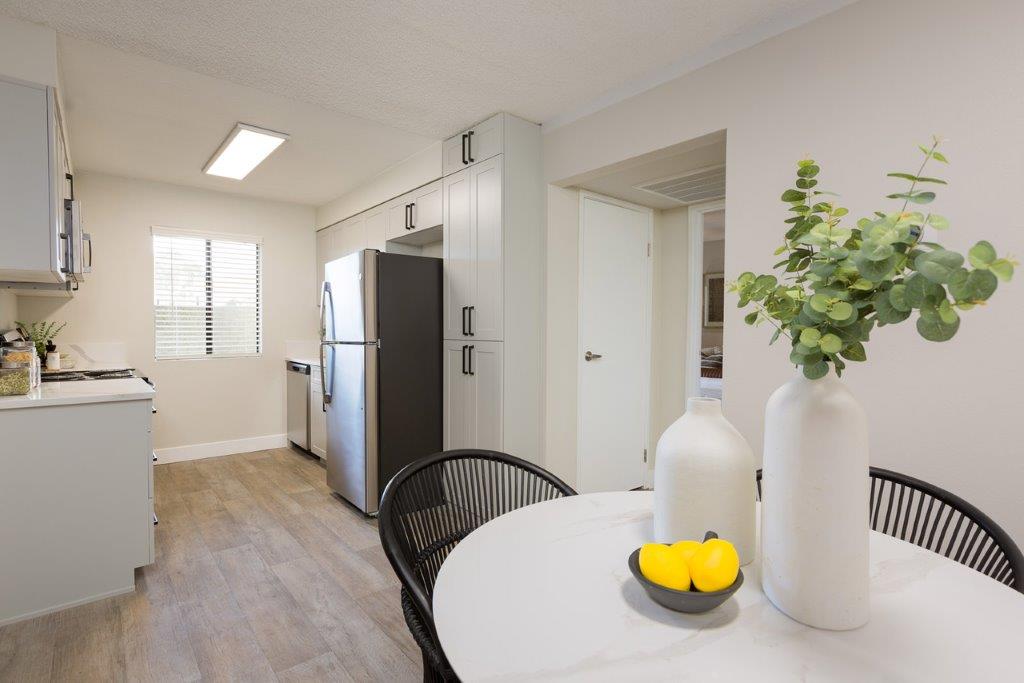 Reveal Apartments Image 13