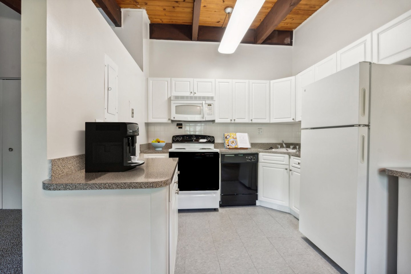 Glenmont Forest Apartments Image 16