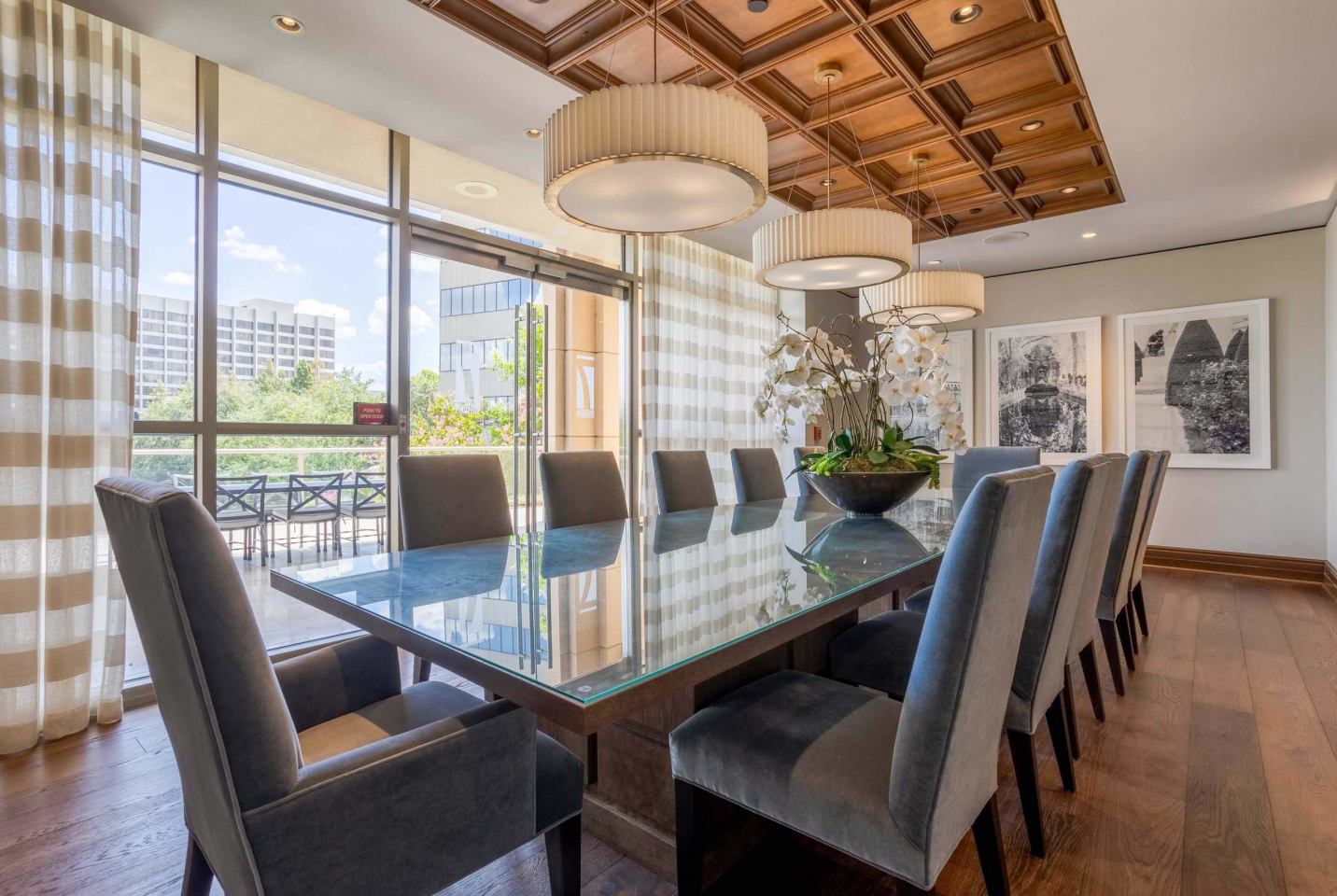 7 Riverway Image 12