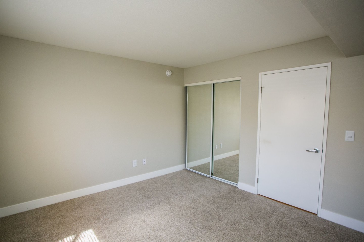 The Lido Apartments - Senior Living Image 31