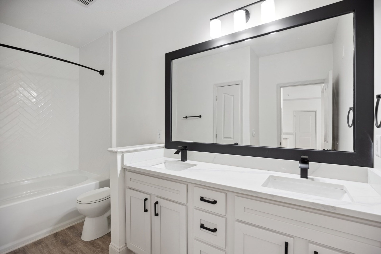 Enclave at Rivergate Image 50