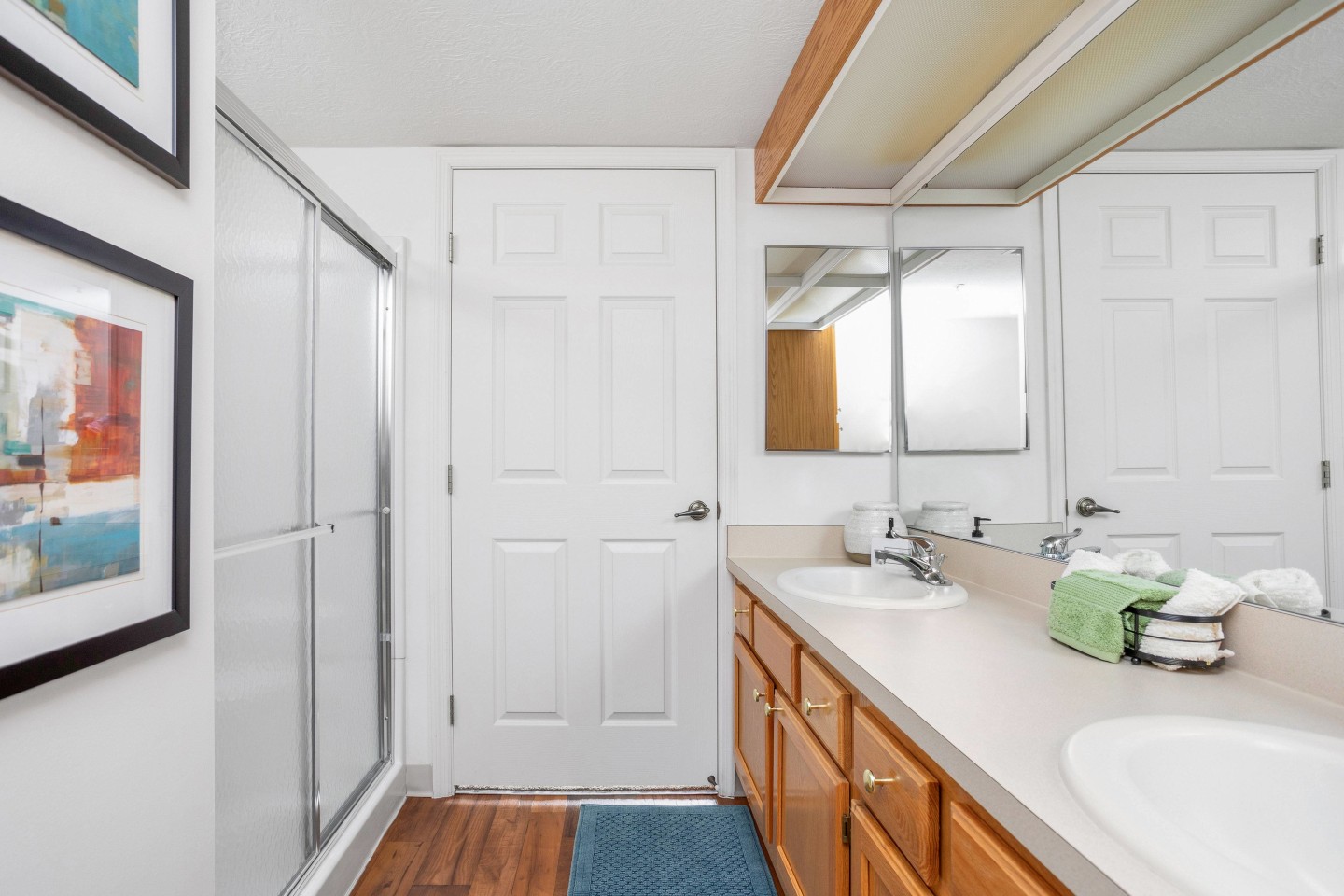Bennington Pond Apartments Image 6