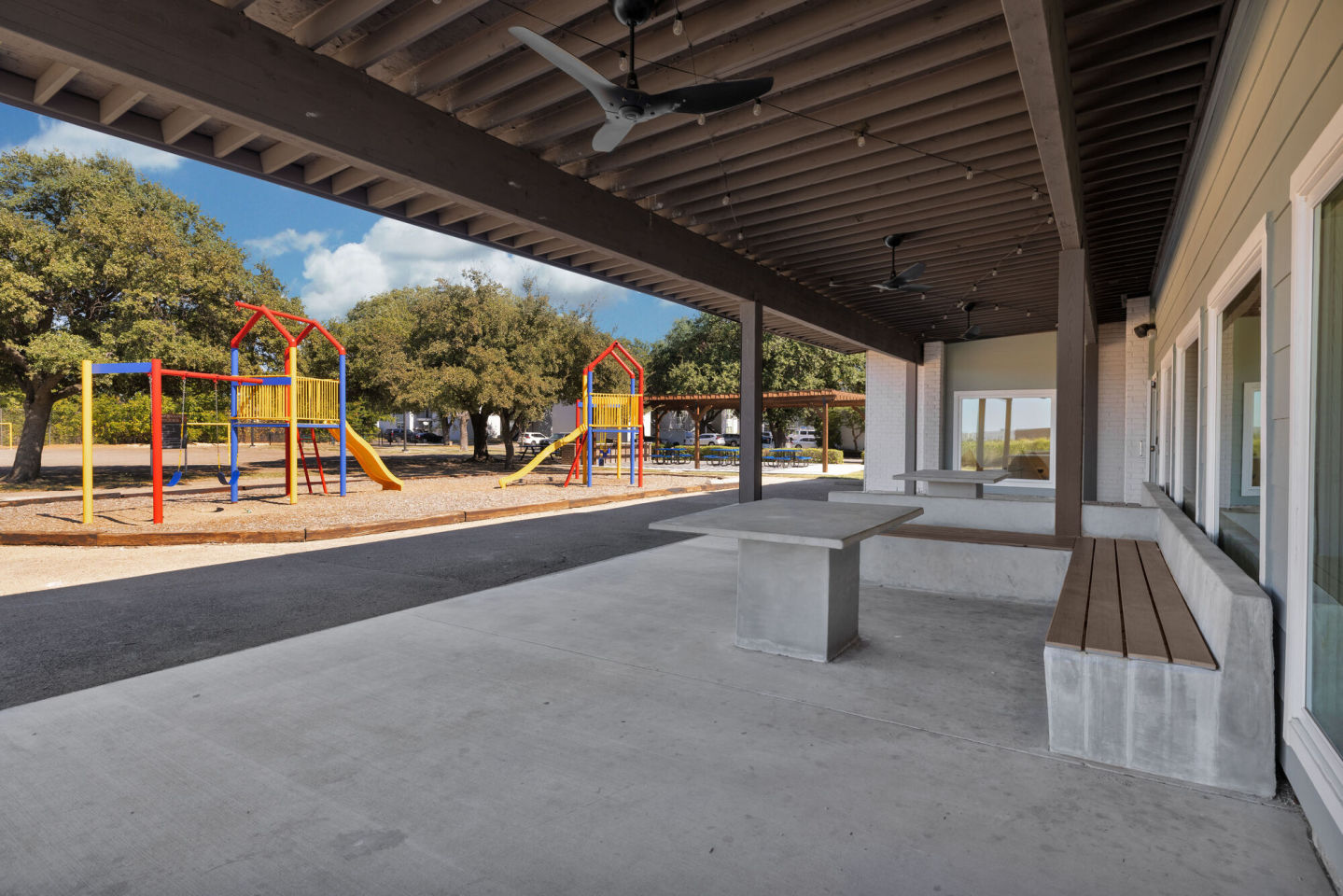 Zara Apartment Homes Image 18