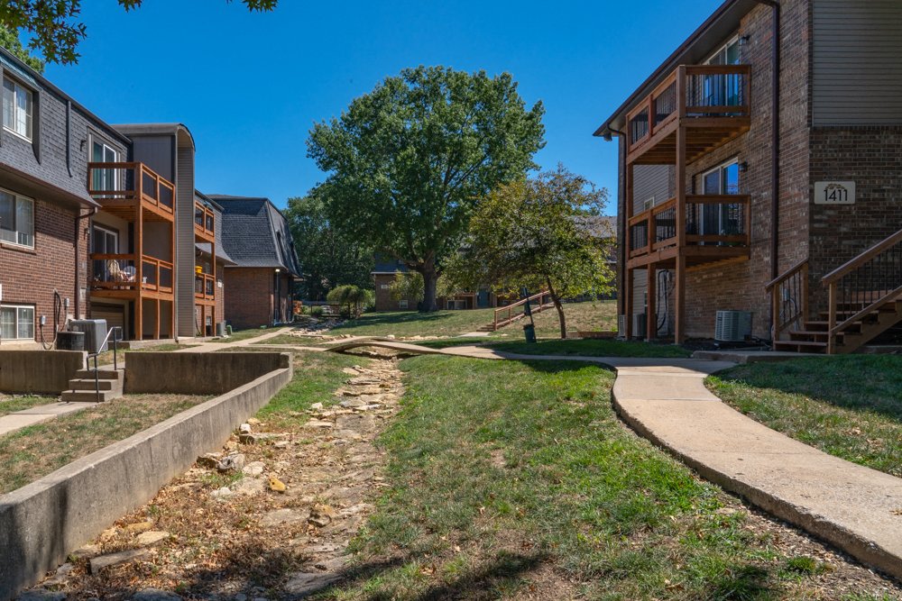 The Oaks Image 29