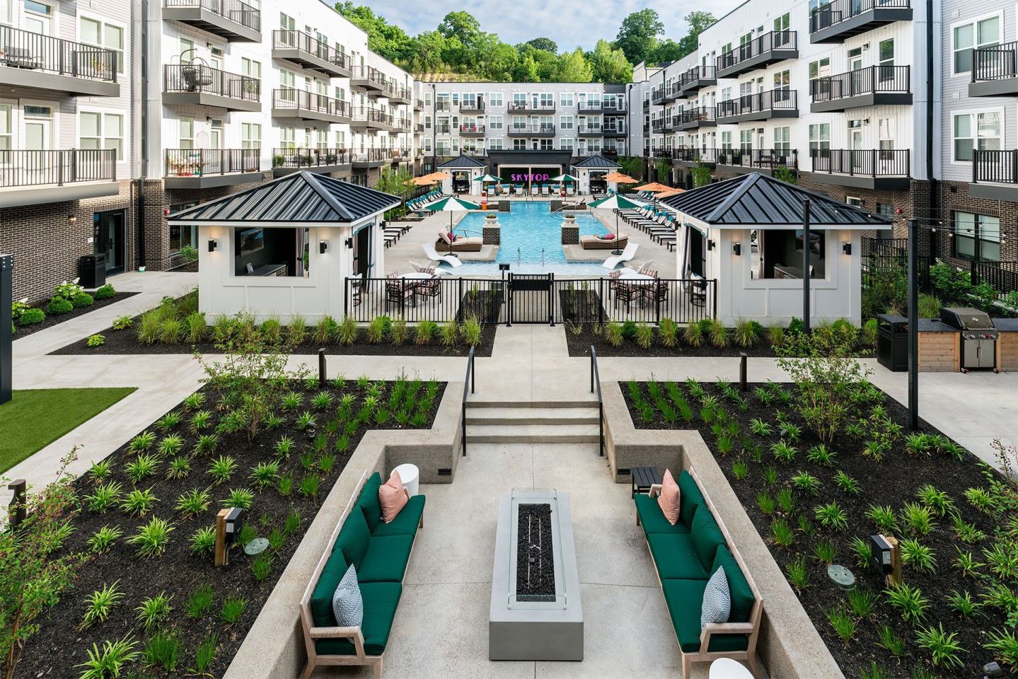 Skytop Apartments Image 4
