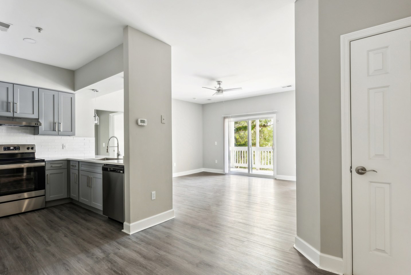 Faris Residences Moncks Corner Image 4