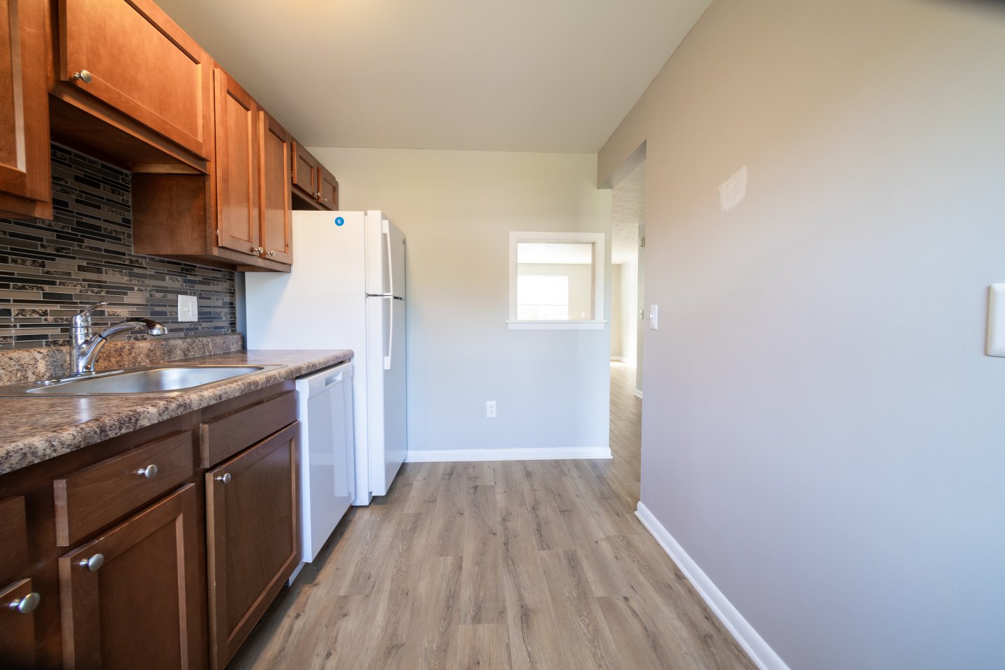 Willowbrooke Apartments & Townhomes Image 7