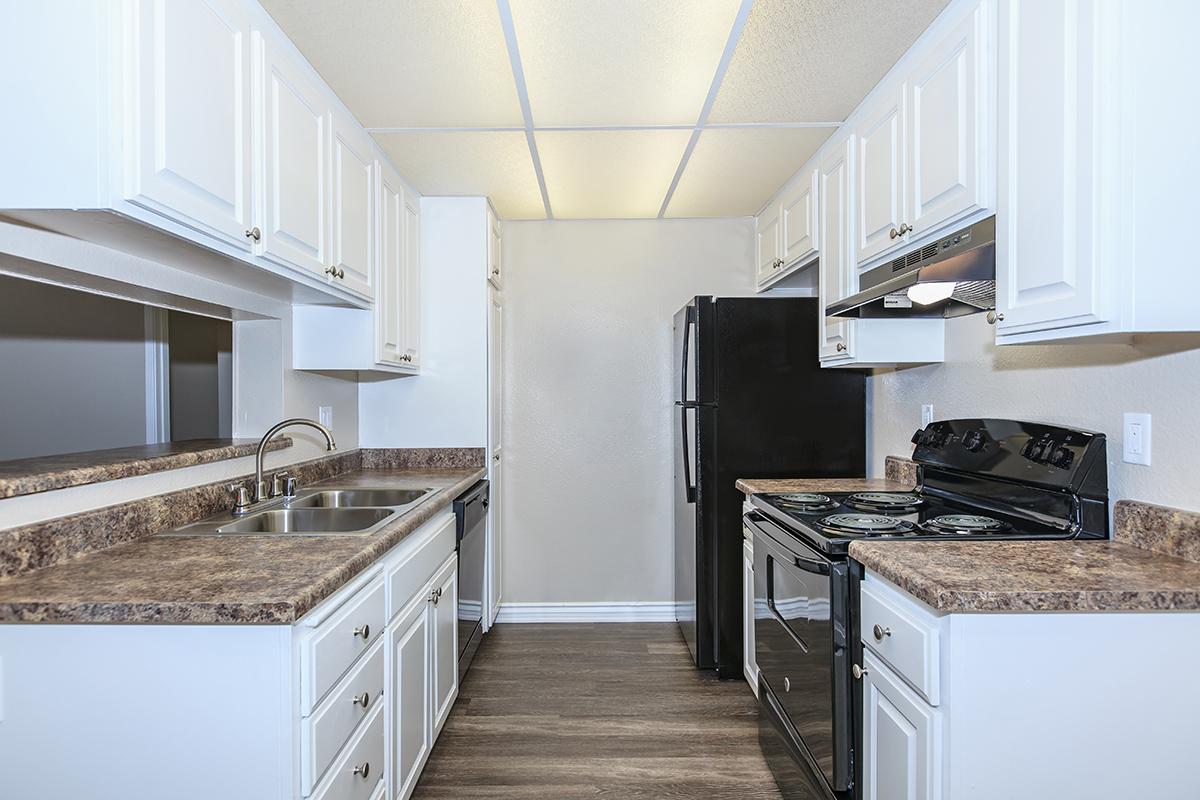 Raintree Apartment Homes Image 32