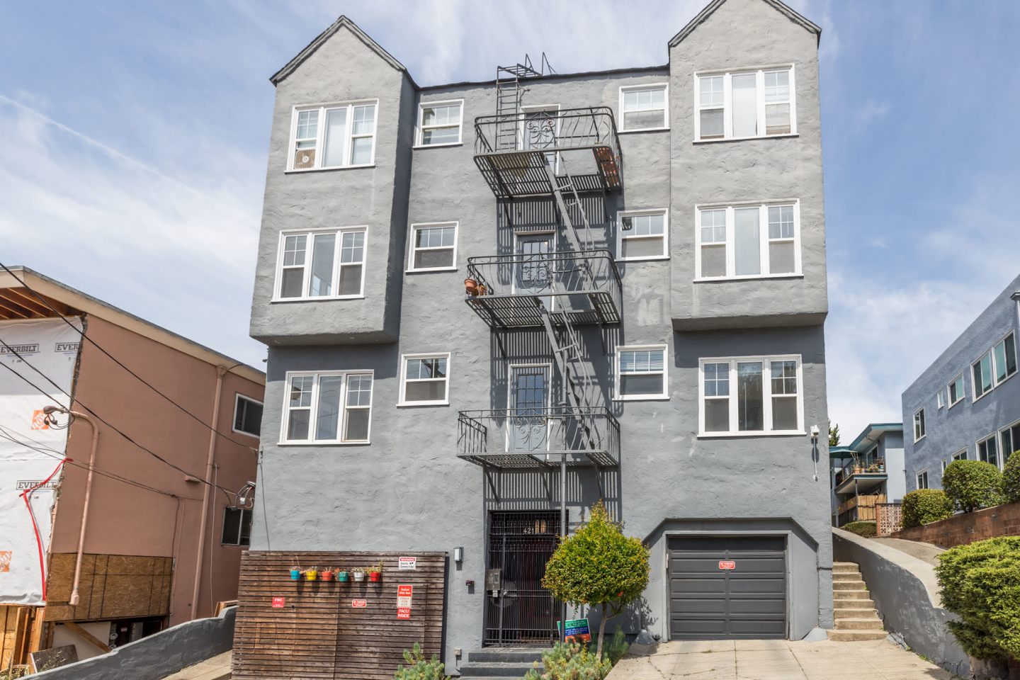 421 Van Dyke Avenue Image 11